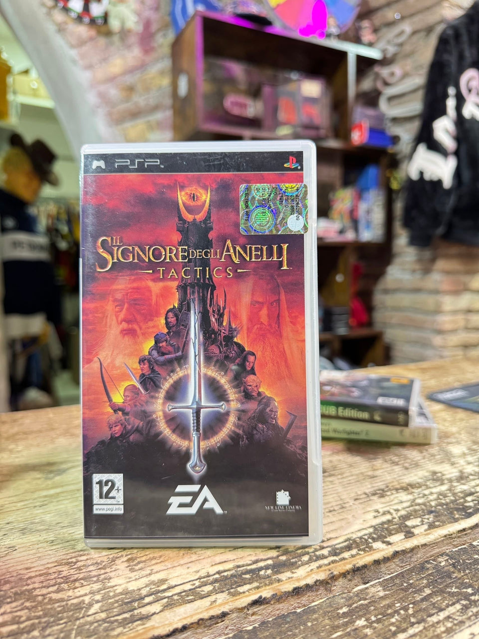 Gioco sony psp pal il signore degli anelli tactics