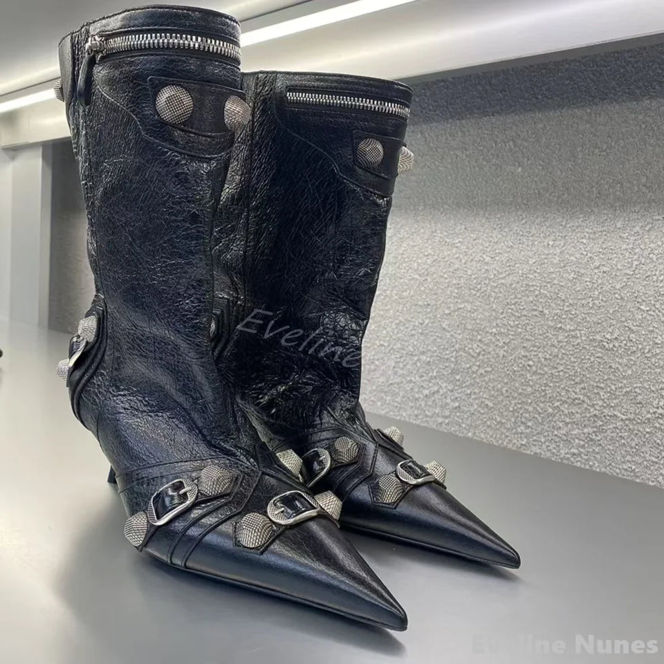 stivaletti neri in pelle con tacco