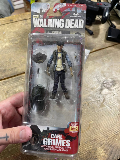 action figure Carl Grimes The Walking Dead Mcfarlane Retrogame